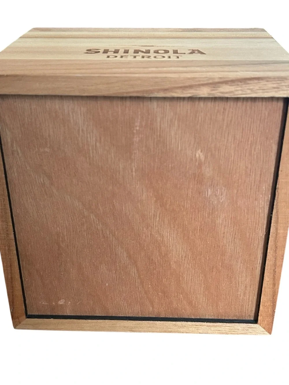 Shinola Detroit Wood Watch Box Case Display Storage Box White Pillow &‎ Booklets